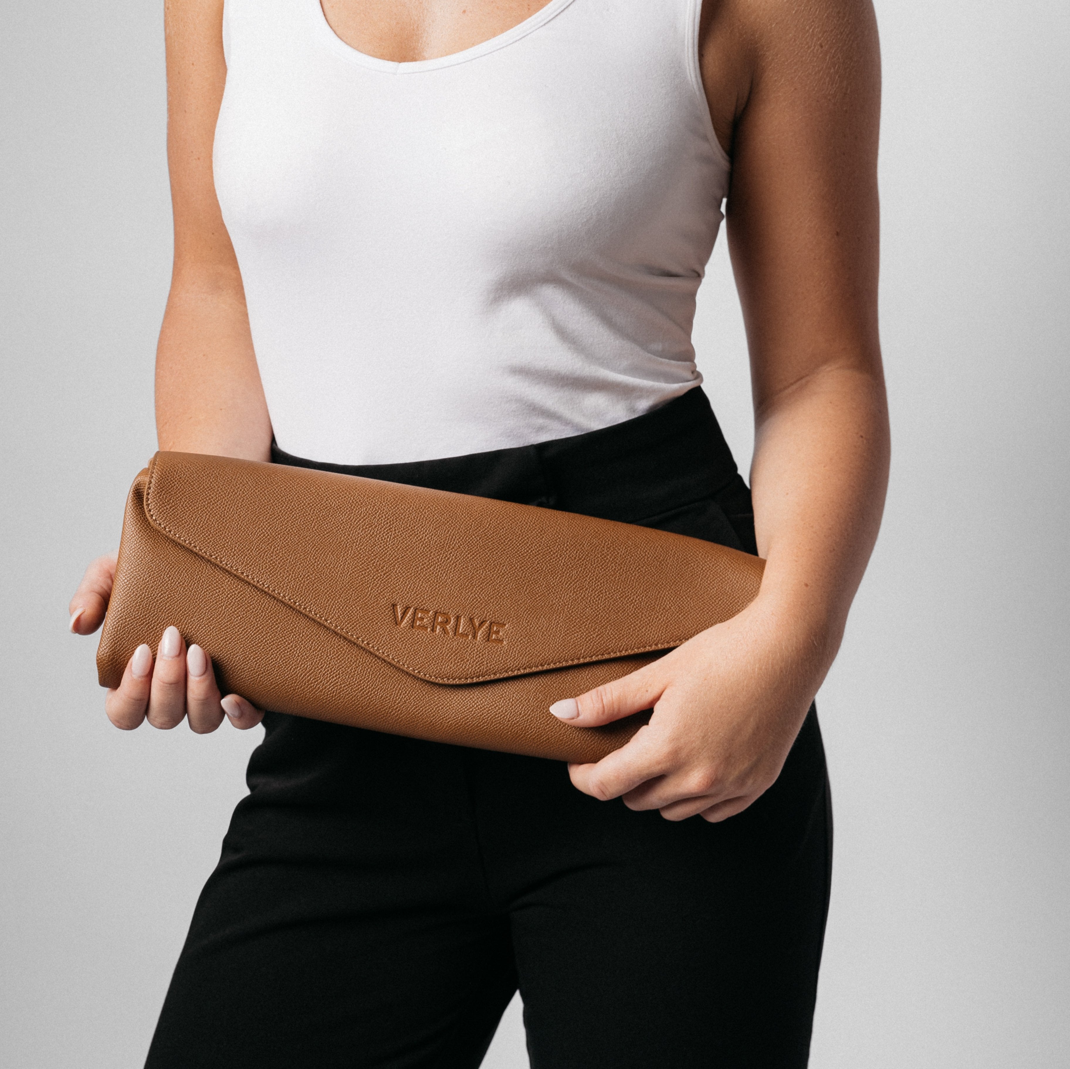 Verlye Brown Laptop sleeve on model